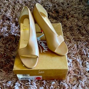 Christian Louboutin Authentic Nude Redbottoms